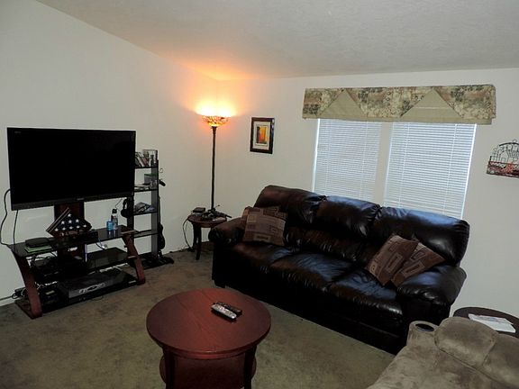 3rd image of 639 Nisqually Ct SE
