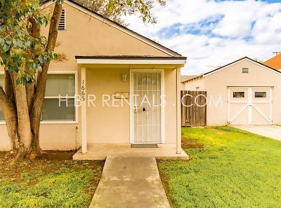 4th image of 1665 Bessie Ave