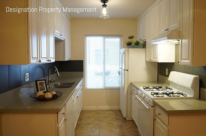 1st image of 504 N Louise St APT 9
