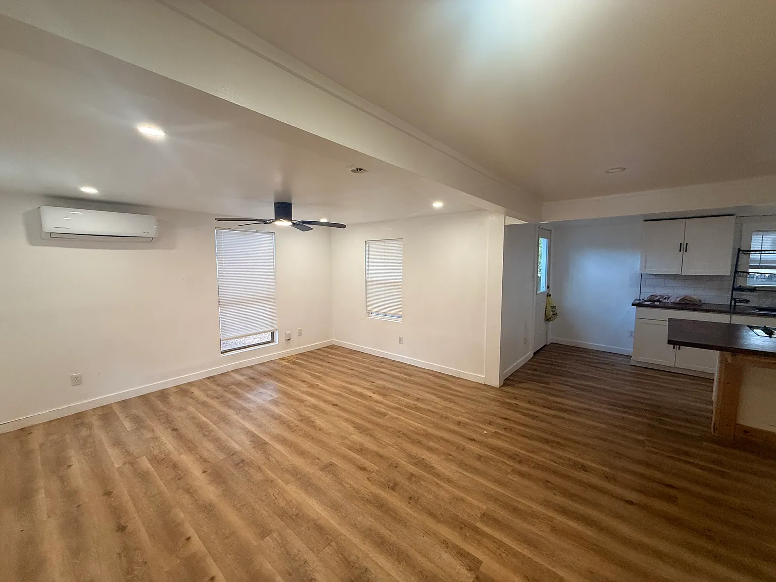 3 bed, 1314 sqft, $1,450 — Photo 2