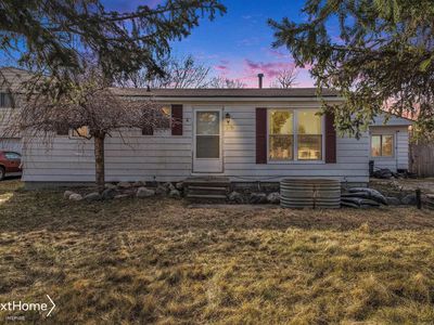 2076 Ala St, Burton, MI, 48519