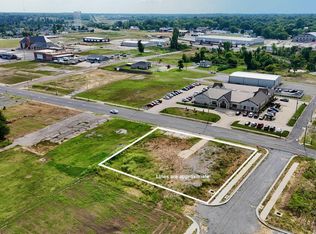 236 N 8th St, Mayfield, KY 42066