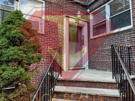 26 Summer St, Passaic, NJ