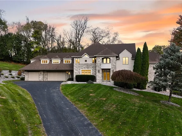 6014 Brookside Dr, Export, PA 15632