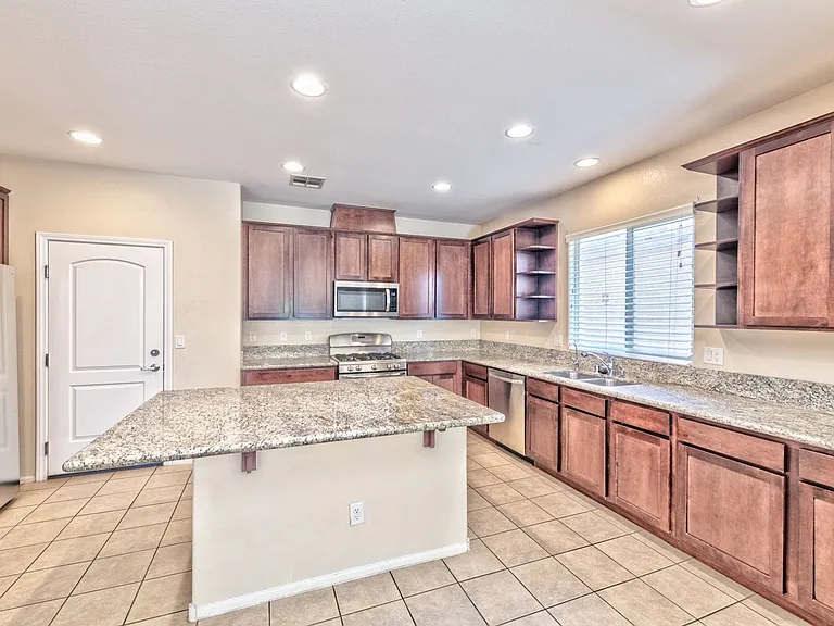 6729 Upper Mesa Ct — Photo 5
