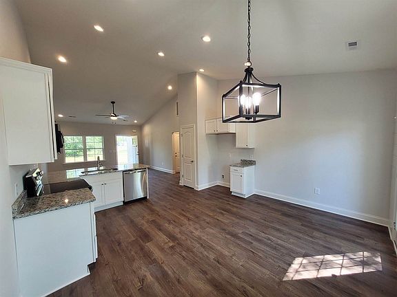 3rd image of 4090 Pyles Rd
