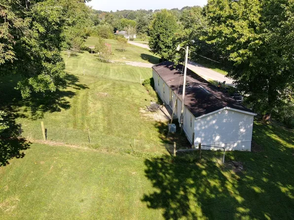 395 Reffitt Rd, Jeffersonville, KY 40337