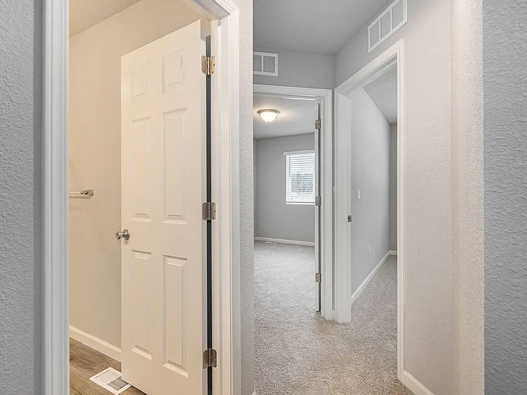 1302 Timber Hollow Ct — Photo 14