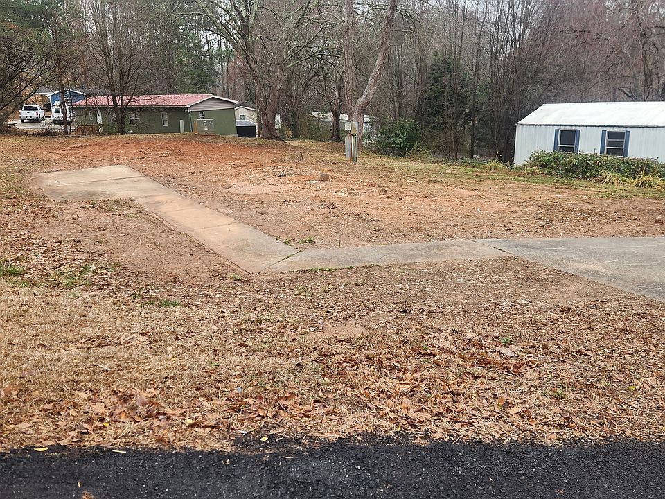 2nd image of 212 Creekside Dr