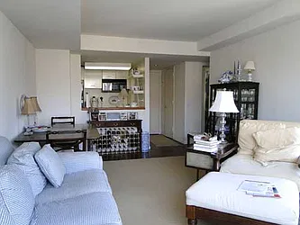 Rented by Boulevard Residentials