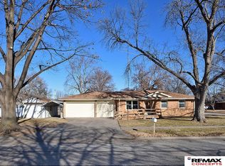 7040 Seward Ave, Lincoln, NE 68507