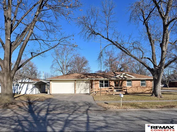 7040 Seward Ave, Lincoln, NE 68507