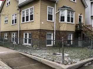 3136 N Paulina St APT 2, Chicago, IL 60657