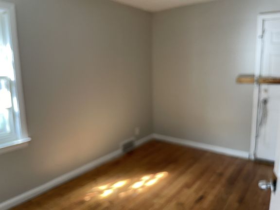 5th image of 5575 Oldtown Ave