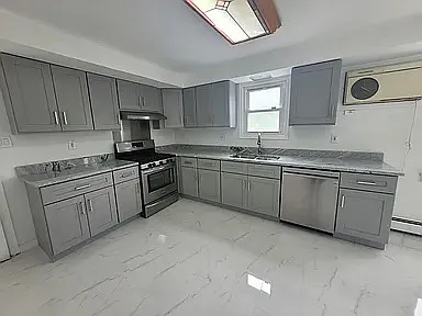 360 New York Ave Unit 1st flr, Lyndhurst, NJ 07071 — Photo 3