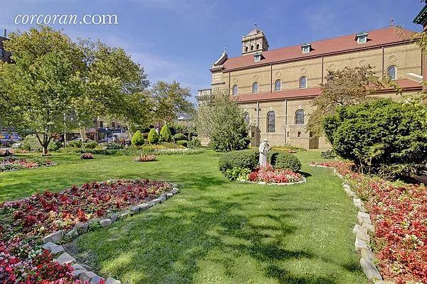 Sold by Corcoran | media 8