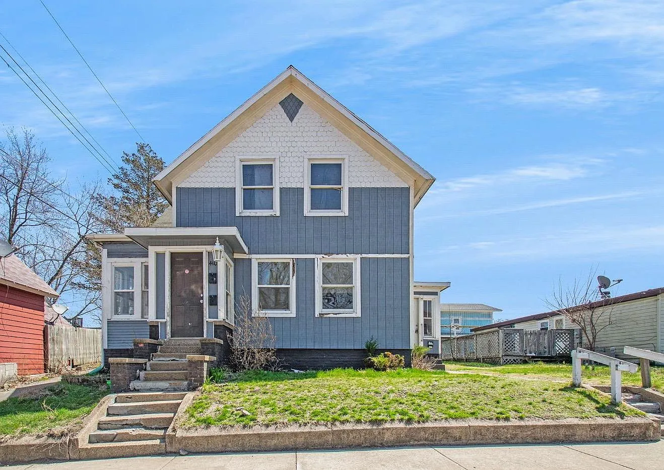 410 York St photo 1