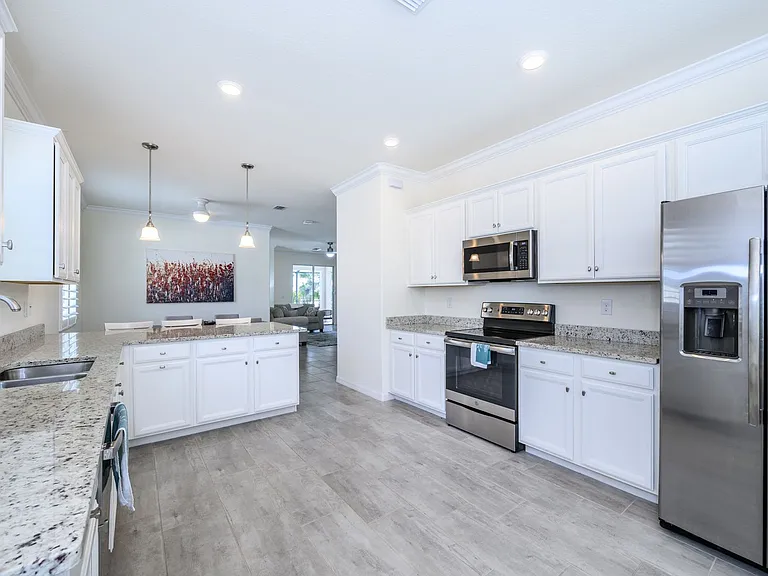 15145 Spanish Point Dr — Photo 16