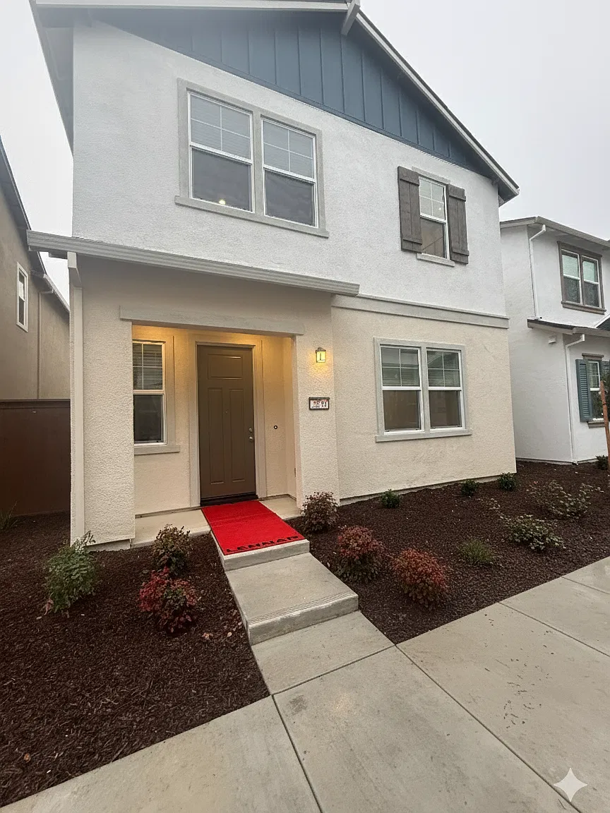 2305 Holcolm Pl — Photo 1