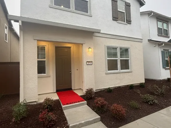 2305 Holcolm Pl, Woodland, CA 95776