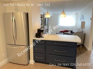 360 Tecumseh Rd W UNIT 102, Windsor, ON N8X4T7
