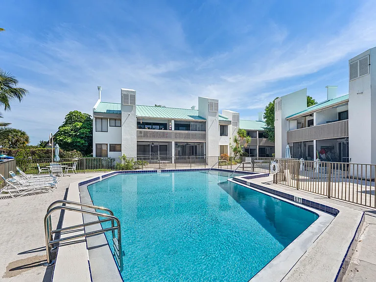 412 Southwind Dr #B2 — Photo 5