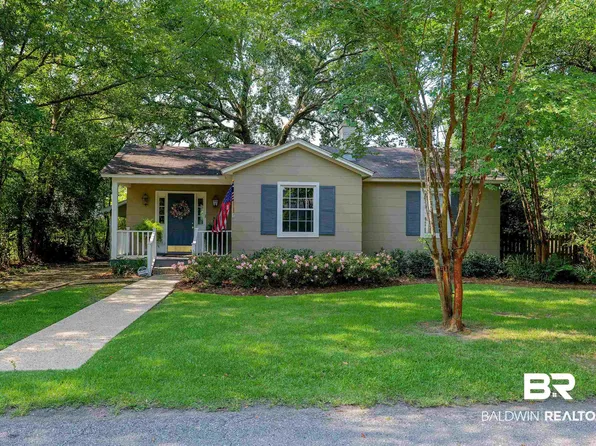 5 Lancaster Rd, Mobile, AL 36608