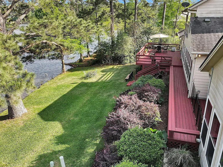 1502 Wimbledon Dr — Photo 48