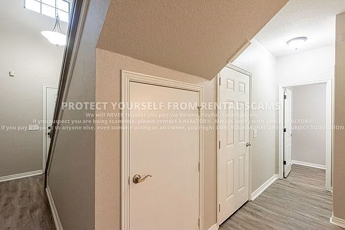 758 W Breeze Cv — Photo 7