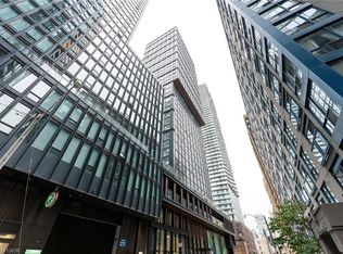 82 Dalhousie St #909, Toronto, ON M5B 0C5