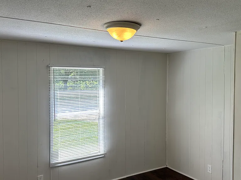 424 Dorley Dr — Photo 5