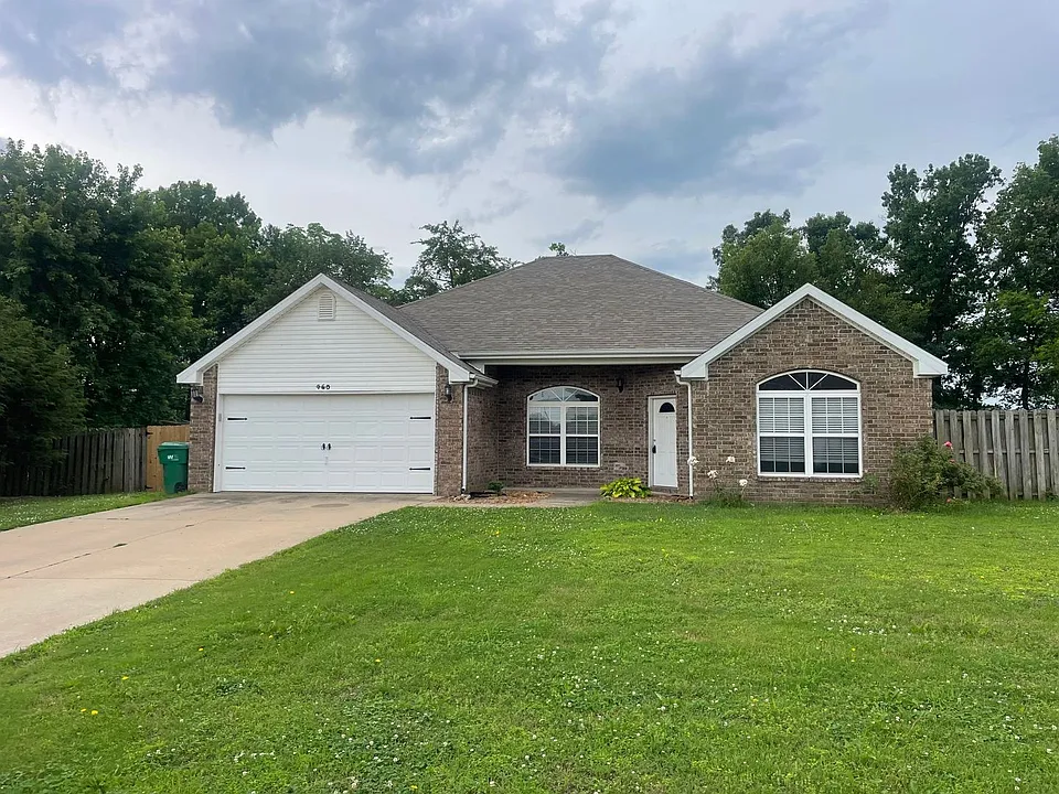 460 Kate Dr