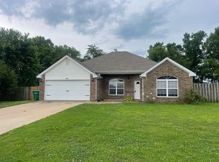 460 Kate Dr, Centerton, AR 72719