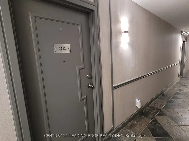 633 Bay St #1512 — Photo 14