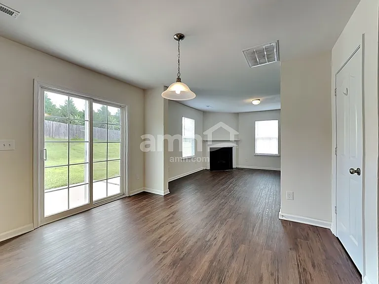 4875 Old Towne Village Cir — Photo 6