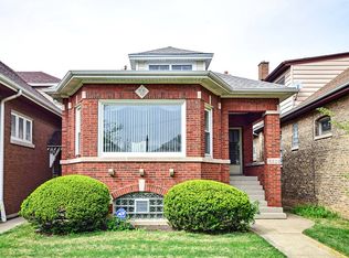 5506 W Pensacola Ave, Chicago, IL 60641