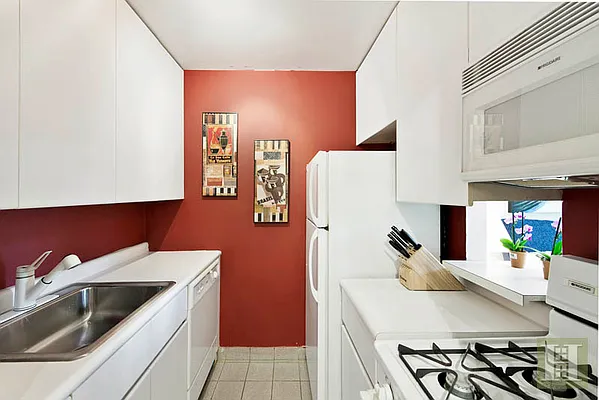 Sold by Halstead Real Estate | media 9