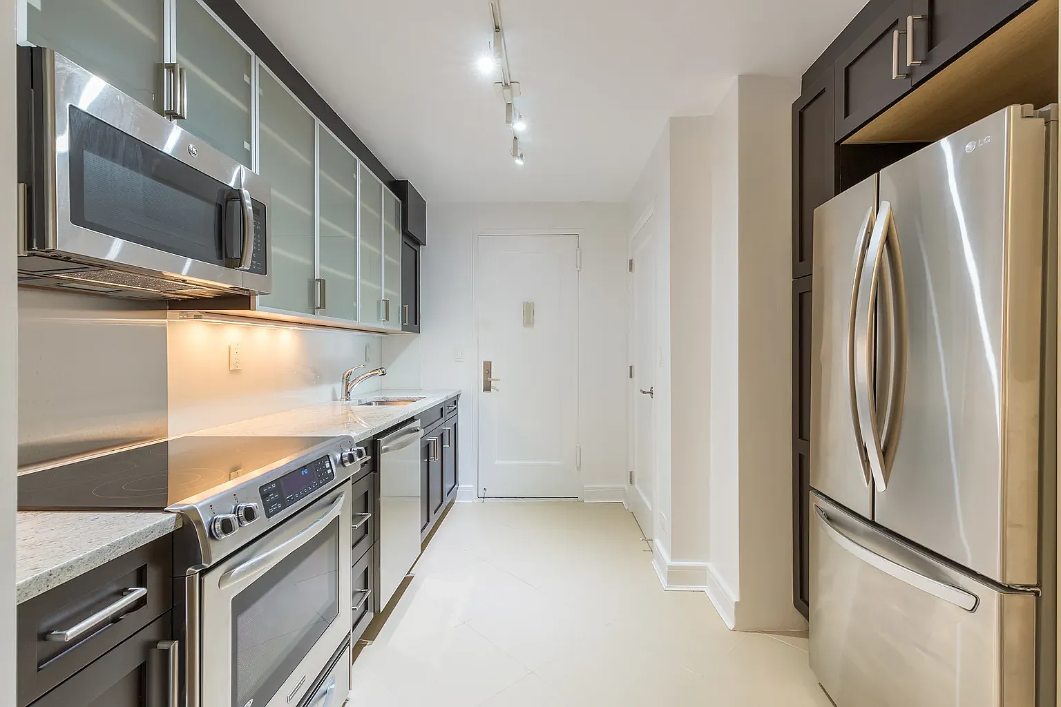 210 West 70th Street — Photo 3