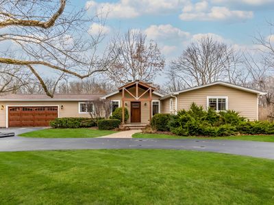 29860 N River Dr, Libertyville, IL, 60048