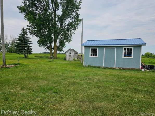 6954 Sanilac Rd N, Kingston, MI 48741