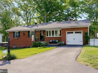8 Leslie Dr, Indian Head, MD 20640