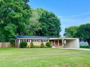 105 Sharon Dr, Lexington, NC 27292