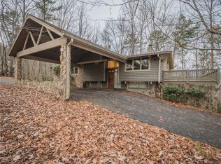 196 Petit Ridge Dr, Big Canoe, GA 30143