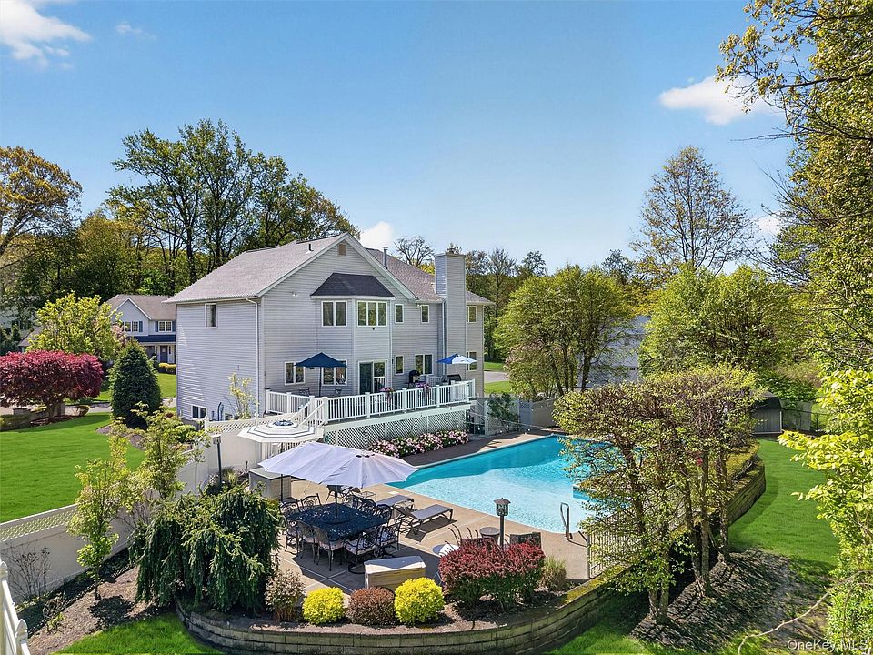 1st image of 303 Bliss Lane