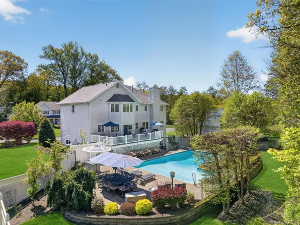 303 Bliss Lane, Valley Cottage, NY 10989