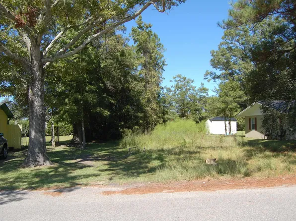 1326 Cottage Ln, Conway, SC 29526