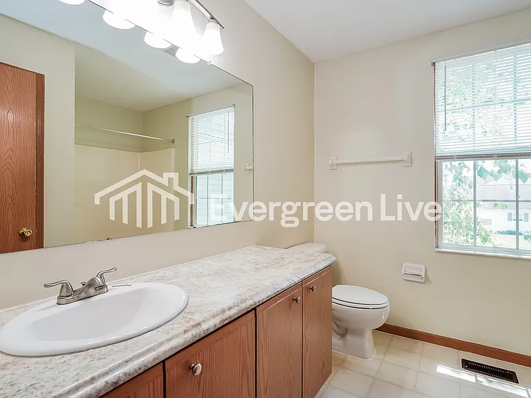 3250 Rogstad Bnd — Photo 10