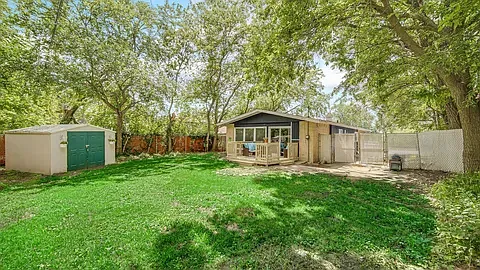 8726 Lakewood Ave — Photo 19