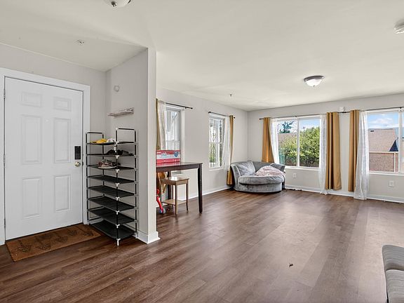 3rd image of 602 N 43rd St