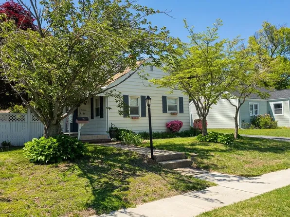 14 Boston Pl, New Castle, DE 19720